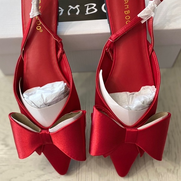 Bamboo Red Satin Bow Chic Pointed Toes Slingback Flats - Picture 4 of 4